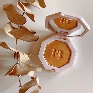 Fenty - killawatt highlighter ‘trophy wife’